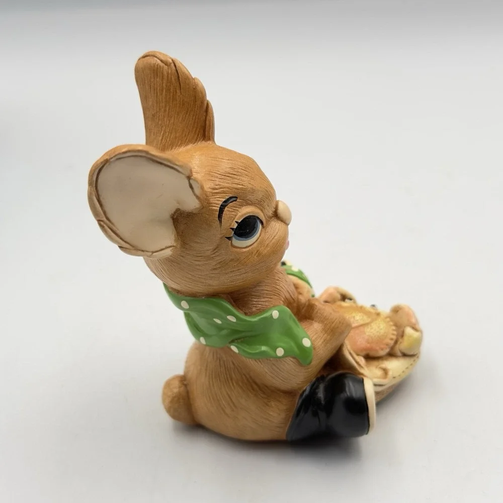 Vintage Pendelfin Rabbit Figurine NIPPER Crab‎ Green Scarf England Easter Box